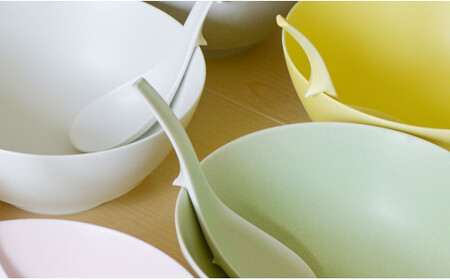 有田焼 いろんな柄のレンゲ 5本セット【まるぶん】食器 磁器 陶磁器 和食器 レンゲ スプーン 5本 セット 伝統柄 手描き ホワイト 食洗機対応 45000円 A45-339