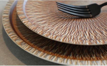 有田焼 Kanna plate（錆銀彩）2枚セット【まるふく】パスタ皿 ケーキ皿 プレート お皿 おしゃれ ワンプレート A35-291