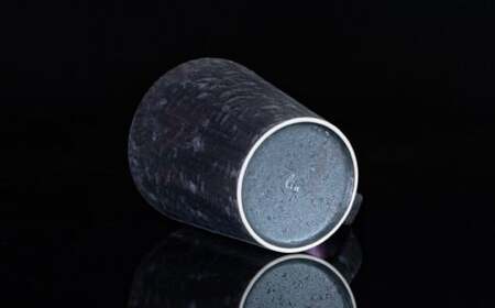 【NYが認めた煌めくマグ】有田焼 麟 Lin マグカップ 1個 (Purple) 化粧箱入り パールの光が美しい高級感あるカップ【金照堂】マグカップ おしゃれ 人気 磁器 紫色 パープル A27-2