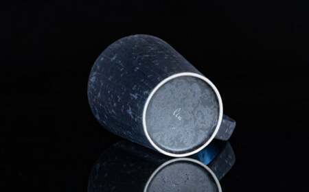 【NYが認めた煌めくマグ】有田焼 麟 Lin マグカップ 1個 (Blue) 化粧箱入り パールの光が美しい高級感あるカップ【金照堂】マグカップ おしゃれ 人気 磁器 青色 ブルー A27-3