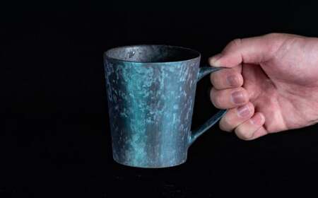 【NYが認めた煌めくマグ】有田焼 麟 Lin マグカップ 1個 (Emerald) 化粧箱入り パールの光が美しい高級感あるカップ【金照堂】マグカップ おしゃれ 人気 磁器 青色 水色 エメラルド A27-4