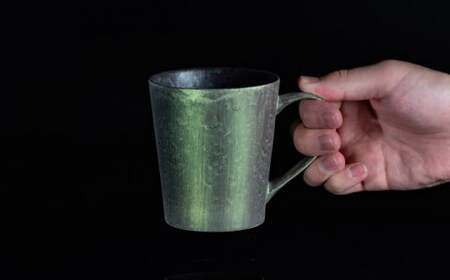 【NYが認めた煌めくマグ】有田焼 麟 Lin マグカップ 2個セット (Green & Purple） 化粧箱入り パールの光が美しいカップ【金照堂】マグカップ おしゃれ 人気 磁器 グリーン パープル ペア A45-376