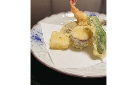 有田焼 吹き墨縁錆睡蓮彫 和皿 2枚セット【有田焼 花伝作】食器 器 うつわ 皿 和皿 小皿 取皿 2枚 セット 吹き墨 渕錆 ホワイト ブルー 電子レンジ対応 A20-661