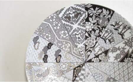 有田焼 JS旭日吉祥紋・ペアフラットプレートS ARITA PORCELAIN LAB【アリタポーセリンラボ】モダン おめでたい モノトーン お正月 おせち A60-108