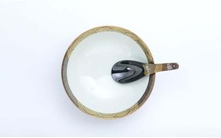 有田焼 究極のラーメン鉢 レンゲ セット 蒔絵おしどり 【まるぶん】ラーメン ラーメン鉢 金 丼 食器 うつわ 8万円 80000円 A80-58