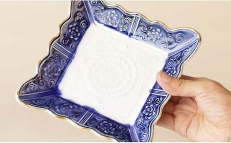 【アウトレット・デッドストック 】有田焼 フチサビ 青釉流し 額縁形レリーフ 高台皿 【SPECIAL THANKS】 食器 うつわ 器 訳あり 染付 A18-262