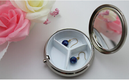 二宮閑山 有田焼ピルケース 花唐草紋様 A12-216