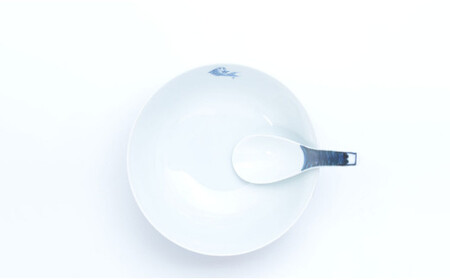 究極のラーメン鉢 日出国（レンゲ付）【まるぶん】 有田焼 食器 器 麺鉢 どんぶり 丼 30000円 3万円 AA30-667