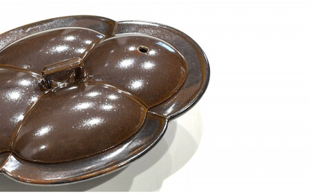 有田焼 飴釉 木瓜 蓋付耐熱皿 24to3【西富陶磁器】食器 器 うつわ 皿 蓋付 グラタン皿 耐熱皿 直火対応 オーブン対応 かわいい おしゃれ ブラウン 30000円 3万円 A30-825