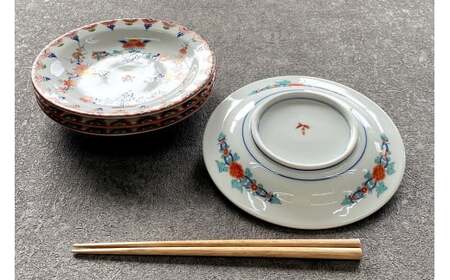 有田焼 其泉 梅菊文和皿 18.5cm 4枚セット【賞美堂本店】器 うつわ 食器 皿 取皿 プレート 赤絵 お正月 お祝い モダン 食洗機対応 A90-38
