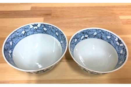 有田焼 惣次郎窯渦桜紋夫婦茶碗