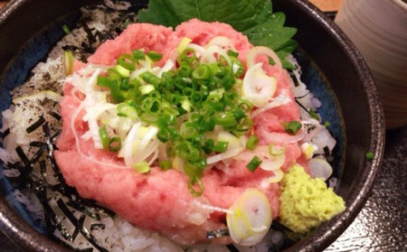 玄界灘産『本マグロ』タタキ 300g (150g×2パック) 【大町町海鮮倶楽部】