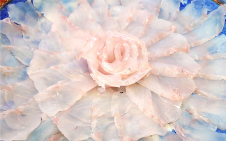 丸ごと1匹お届け！長崎近海 天然アラ (クエ) 3kg台 (3.2～3.8kg、5～6人前) ／ 魚 鮮魚 魚介 海鮮 高級魚 くえ あら 血抜き 鍋 刺身 大将農園 長崎県 長崎市 【2025年9月下旬～2026年2月下旬迄発送予定】