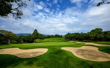 【7営業日以内発送】パサージュ琴海 施設利用券 5,000円 リゾート ホテル コテージ スイートルーム ゴルフ プール プライベートビーチ テニスコート 温水プール スパ ハーブ園 ウェディング カラオケ エステ マッサージ ペット同伴 レストラン お食事 和食 洋食 長崎県 長崎市