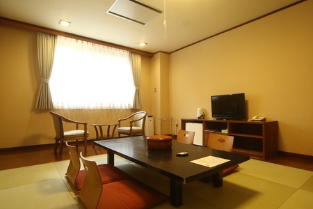 I-3401 トムラウシ温泉東大雪荘 お楽しみ券（10,000円分）