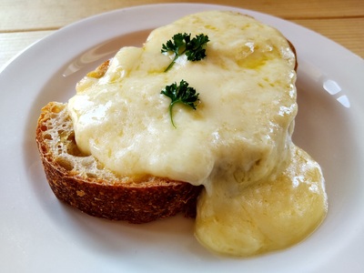 F-1406 共働学舎新得農場チーズ たっぷりラクレット500g