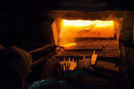 CA057-4 そろそろ、一生ものの道具を 手打ち包丁(牛刀) レビューキャンペーン