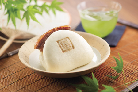 CI174 岩崎本舗 長崎角煮まんじゅう 8個入 (袋)