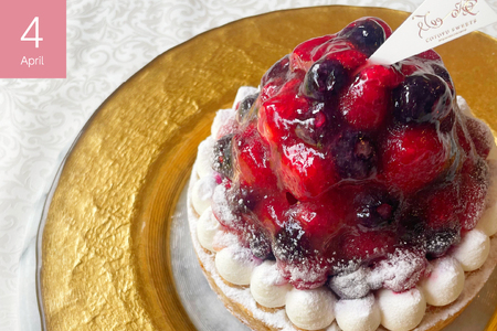 いちご ケーキ 春 タルト 3種 1ホール 14cm 3回 定期便 総計3ホール [心優-Cotoyu Sweets- 長崎県 平戸市 hr42bgy420476]