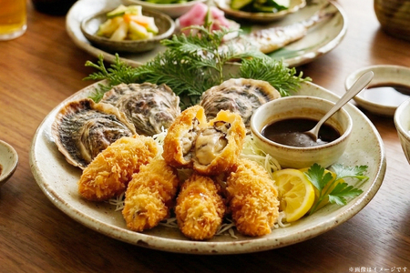 【先行予約】 【期間限定発送】 殻付き牡蠣 生食可 生牡蠣 約2kg 8～10個前後 [北川水産 長崎県 平戸市 hr42bgy400230]