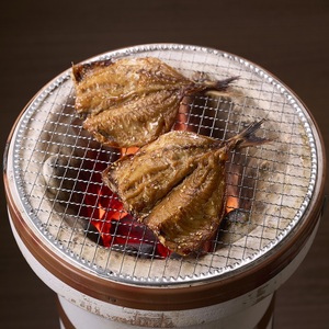 松浦・潮風のたより アジ桜干し15枚入り( 魚 鯵 干物 海鮮 おすすめ 人気 セット 詰め合わせ 国産 )【A8-037】