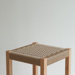 対馬ヒノキのスツール（ベージュ）  [WAL014]