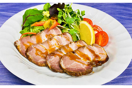 【日時指定必須】五島牛あぶり焼400g＆五島美豚焼豚200g（ソース付） 五島市/鬼岳牧場[PEK017] 長崎県産 SPF