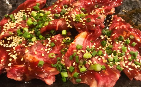 【12回定期便】【最高峰】長崎和牛 霜降り もも肉 400g サガリ肉 300g 西京噌漬け / 牛肉 焼肉 焼くだけ 味付け 小分け さがり / 南島原市 / はなぶさ [SCN084]