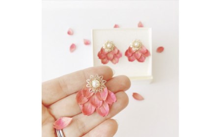 桜さくら / 花びらモチーフ 革花ピアス アクセサリー ピアス | 長崎県