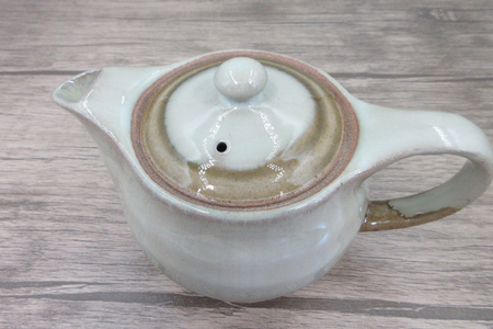 黄瀬戸 茶器 セット ポット 2号 約350ml 湯呑 約200ml 2個 [文珠会 障害者支援施設 常明園 長崎県 東彼杵町 hs42bag350002]