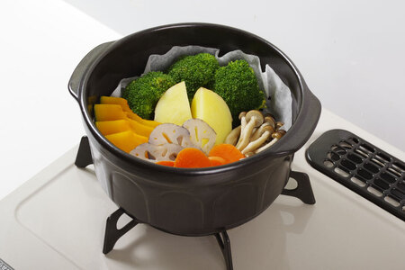 セラミックス ダッチオーブンS 燻製チップ付き [トーセラム 長崎県 東彼杵町 hs42bag480023]