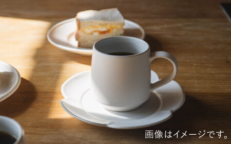 【波佐見焼】つぼみマグカップ＆花ソーサー 白マット釉 2セット 食器 皿【イロドリ】[KE60] 波佐見焼