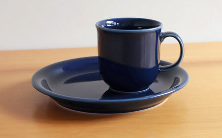 【白山陶器】【ボールド】プレート(M)とマグ つや紺【波佐見焼】[TA186]