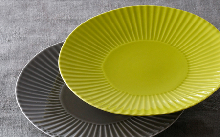 【波佐見焼】しのぎ 大皿2枚セット グレー・若草 食器 プレート【一龍陶苑】[CC90]