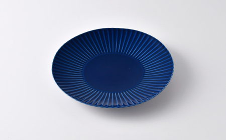 【波佐見焼】しのぎ 大皿2枚セット 瑠璃・白磁 食器 プレート【一龍陶苑】[CC91]