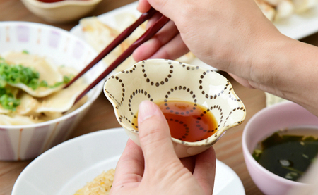 【波佐見焼】粉引釉 六方押小付 5個セット 十草／羽根／円／花／糸【natural69】[QA136]