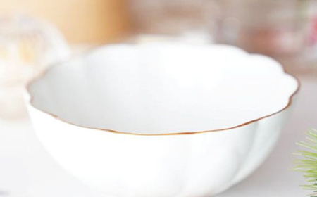 【波佐見焼】紅白お祝い小鉢 渕金蓮型小鉢 レッド/ホワイト 4点セット【FOURGRACE】[UG05]