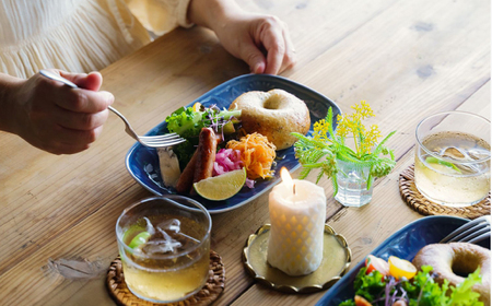 【波佐見焼】長皿 レリーフ・フラワーパレード うす瑠璃 2枚 セット【和山】[WB186]