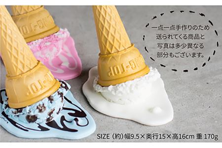 【食品サンプル】アイスクリームマルチスタンド（バニラ）【日本美術】インテリア スマホスタンド [XB02]