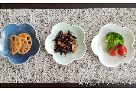 【波佐見焼】梅 小皿 2色4枚セット（瑠璃×古釉） 食器 【和山】 [WB106]  波佐見焼