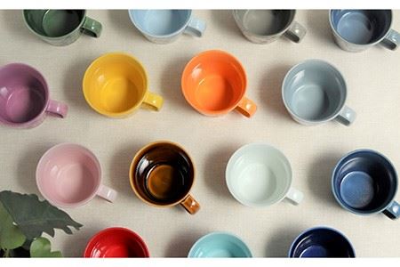 【波佐見焼】マリーゴールド マグカップ ペア（青白・ライトピンク） 食器 皿 【翔芳窯】 [FE17]  波佐見焼