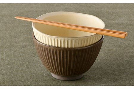 【波佐見焼】しのぎ どんぶり 2点セット 窯変 マット調 ブラウン・ベージュ 丼 陶器 茶碗  食器 皿 【トーエー】 [QC46] 波佐見焼