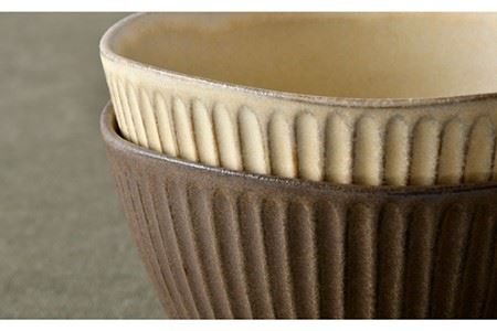 【波佐見焼】しのぎ どんぶり 2点セット 窯変 マット調 ブラウン・ベージュ 丼 陶器 茶碗  食器 皿 【トーエー】 [QC46] 波佐見焼