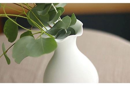【波佐見焼】白磁 フリル 花瓶 食器 皿 【アトリエビスク】 [RD21]  波佐見焼