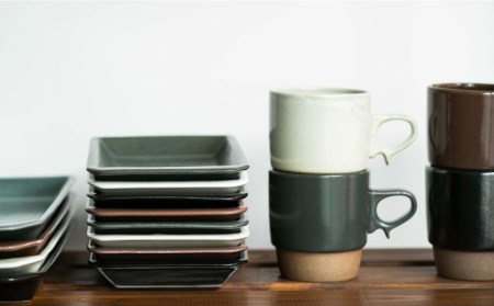 【波佐見焼】KIRITORU IRON マグカップ （グレー×ボルドー）セット  食器 皿 【アイユー】 [UA26]  波佐見焼