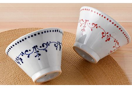 【波佐見焼】アラベスク 茶碗・ カップ 4点セット 湯呑み スープカップ どんぶり 食器 皿 【トーエー】 [QC54] 波佐見焼