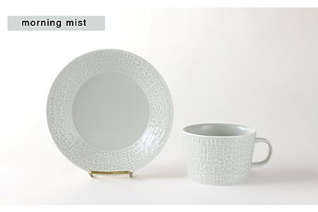 【波佐見焼】PATTERNED PLATE・MUG プレート マグカップ ペア 4点セット ecru＋morning mist 食器 皿 【BIRDS’ WORDS】 [CF001] 波佐見焼