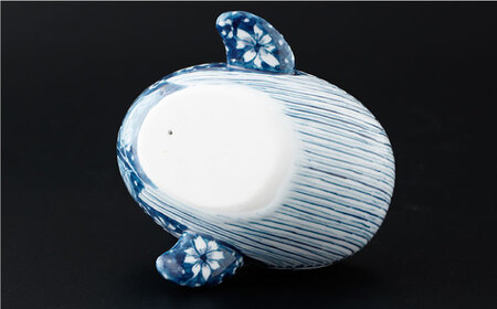 波佐見焼】染付 クジラ インテリア ひまわり模様 置物【ふきの陶