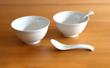 【白山陶器】【よしず彫】丼とレンゲ 白磁 4ピースセット[TA145]