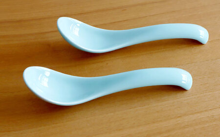 【白山陶器】【よしず彫】丼とレンゲ 青白釉 4ピースセット[TA146]